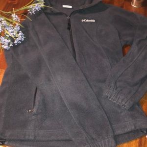 Black Columbia zip-up, size S. Piling on cuffs